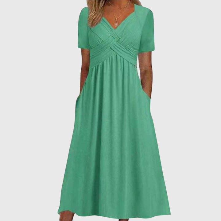AMANDA  |  FLATTERING DRESS
