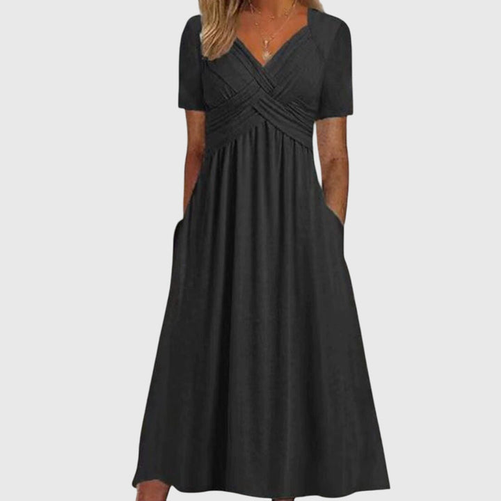 AMANDA  |  FLATTERING DRESS