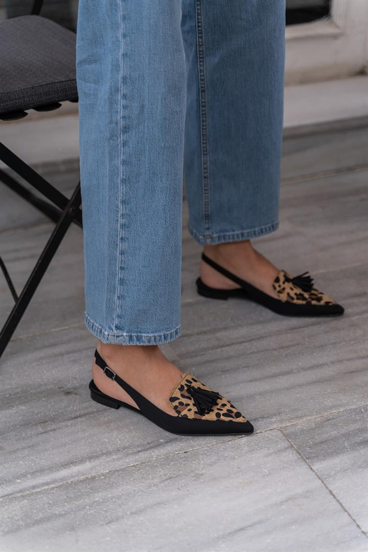 Valentina | Elegant Leopard Flats